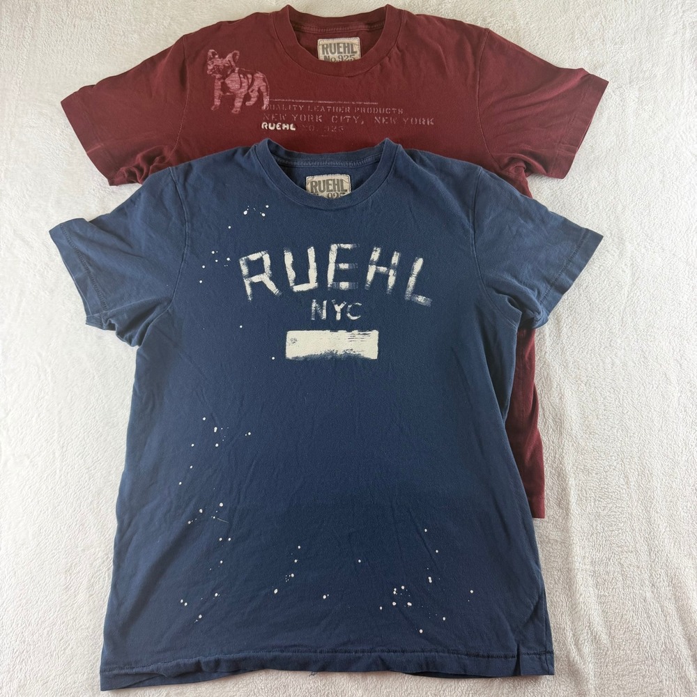 Ruehl No. 925 Graphic T-Shirt Lot of 2 Blue Red Mens XL Vintage Y2K Streetwear